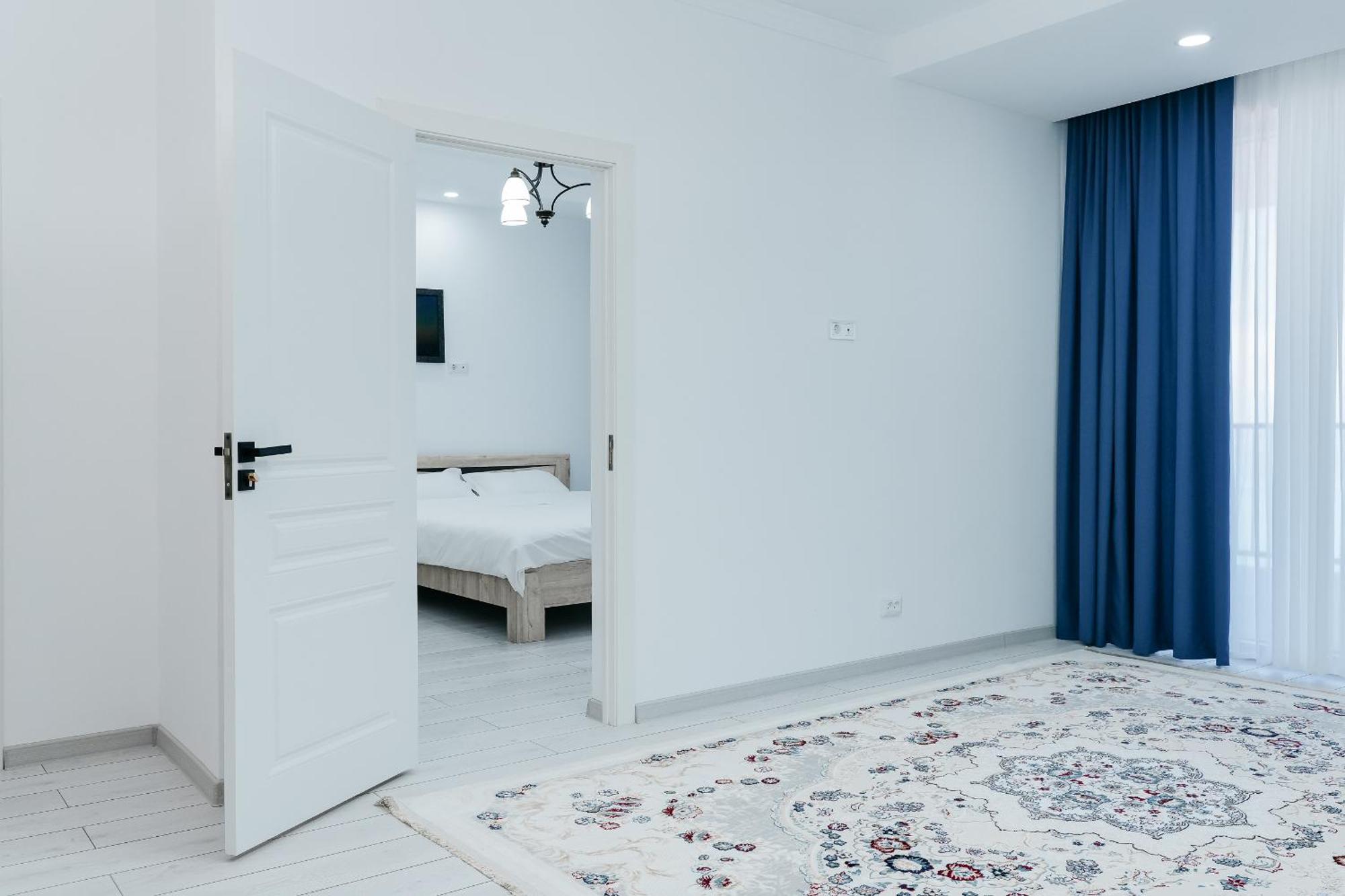 Hotel Utes Kaji-Say Exteriör bild